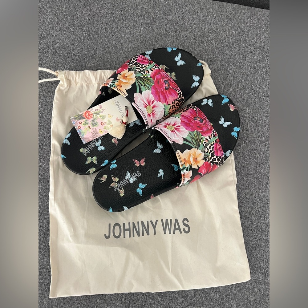 Johnny Was Sandra Pool Slide size 8